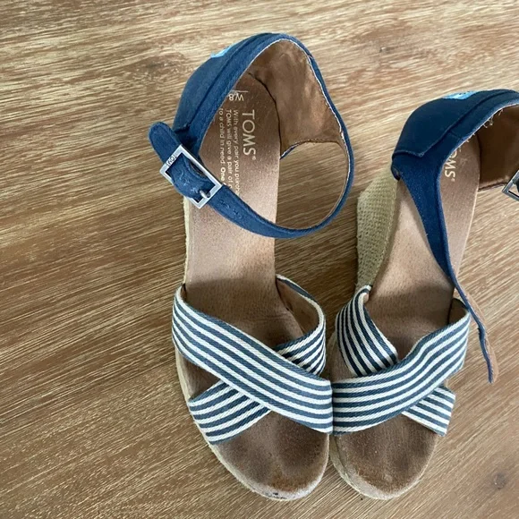 Toms Women’s Wedge Espadrille Strappy Sandals University Navy Size 8 - Picture 5 of 14
